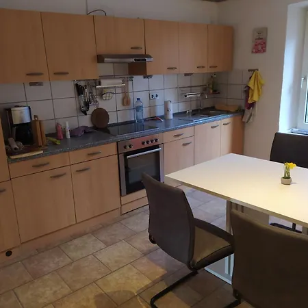 An Der Ruwer, * Trier